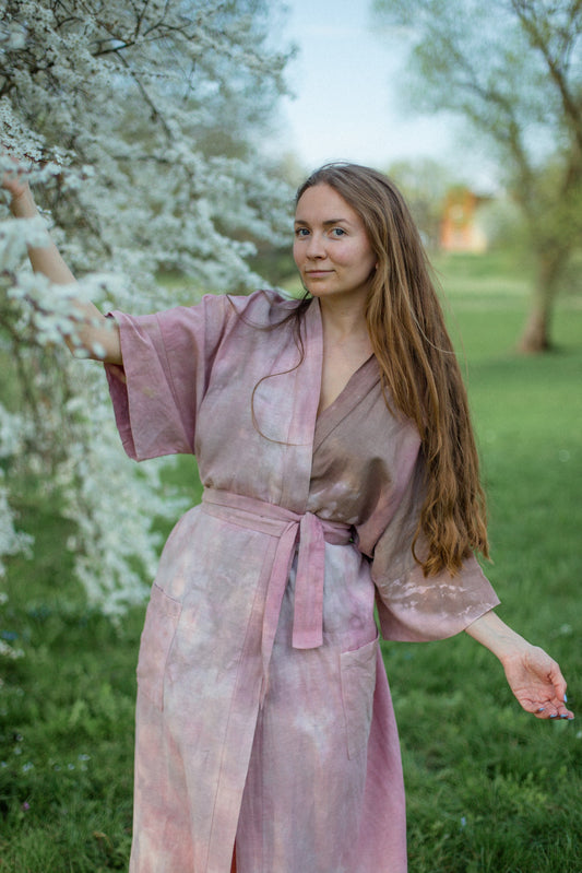 Aaktuāli! Boyfriends robe "Ziemeļu sakura"