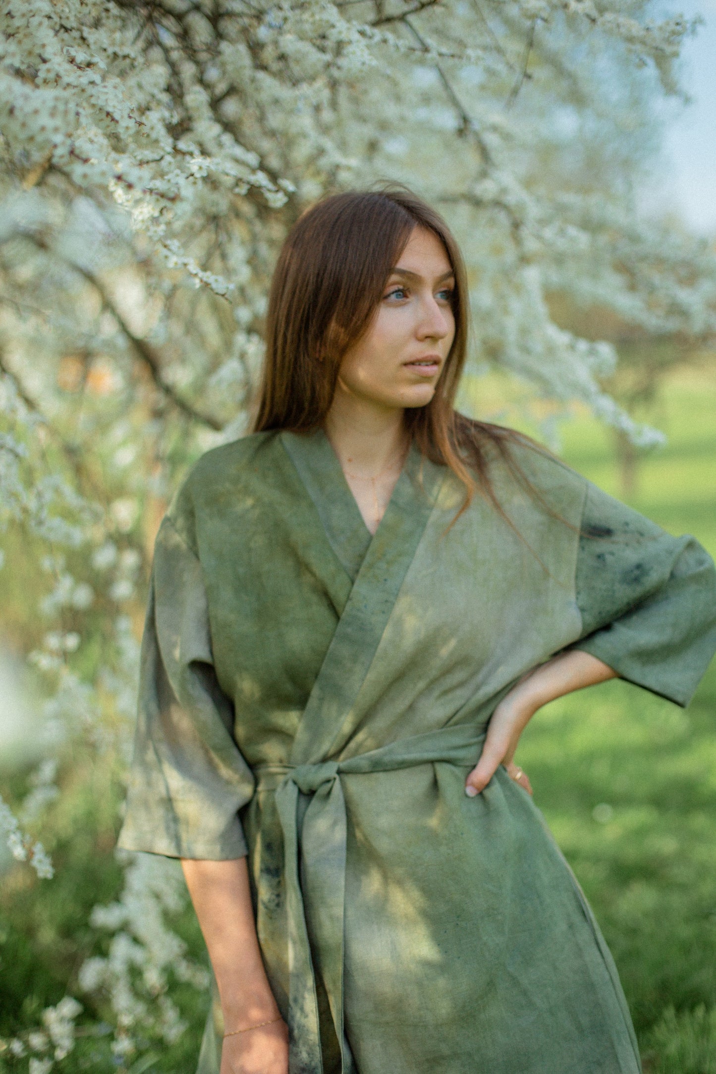 Aaktuāli! Lina kleita "Sūnas un mīlestība"